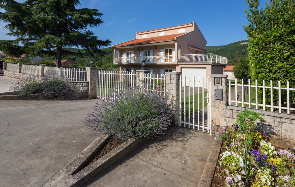 Apartments Raskovic Radanovići Exterior foto
