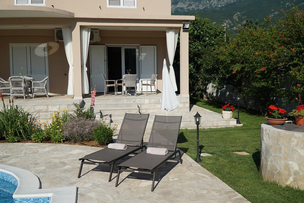 Apartments Raskovic Radanovići Exterior foto